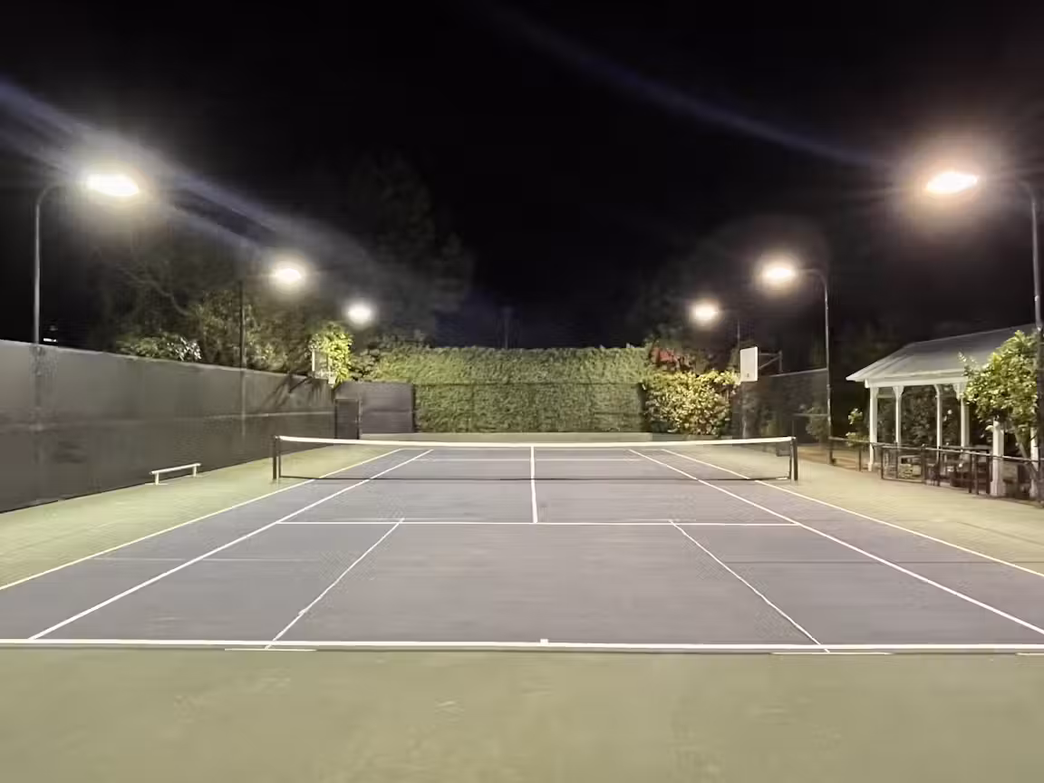 Encino Private Pickleball and Tennis Courts