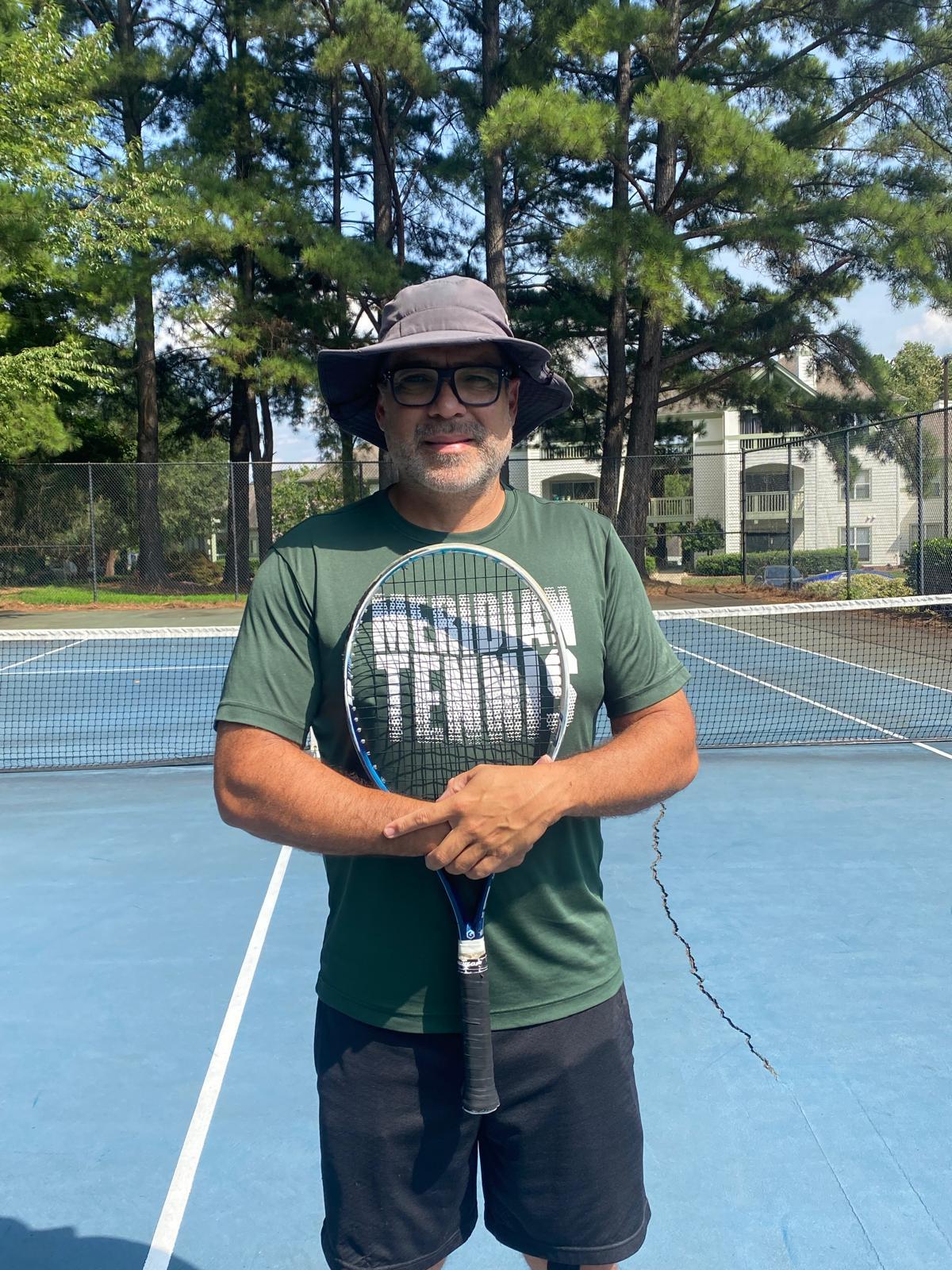 Book Victor Hernandez - Tennis coach near Huntersville, North Carolina