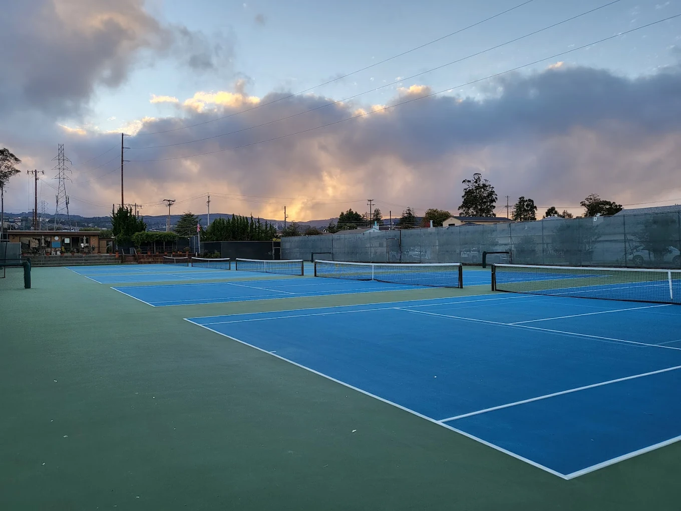 The Millbrae Racquet Club