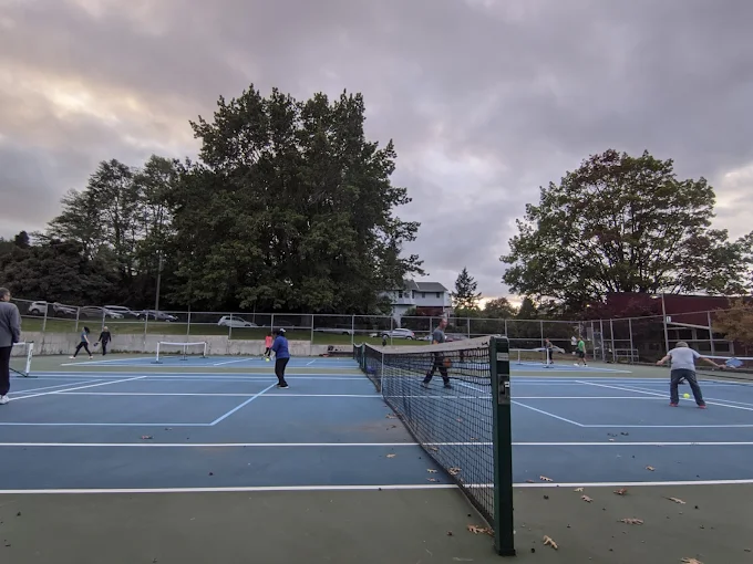 Walt Hundley Playfield