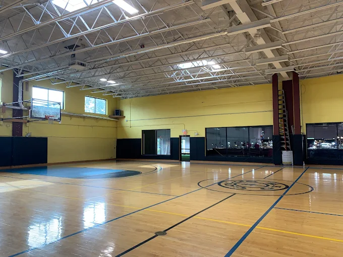 Gold's Gym Poughkeepsie